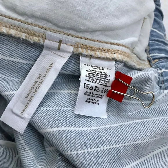 LOFT NWT Light Wash with Stripes Pull On Denim Shorts Women Various - Picture 10 of 10